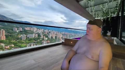 Snapshot of bear4muscle chatting on 21, 2, 2025 Dookie online show from 21, 2, 2025