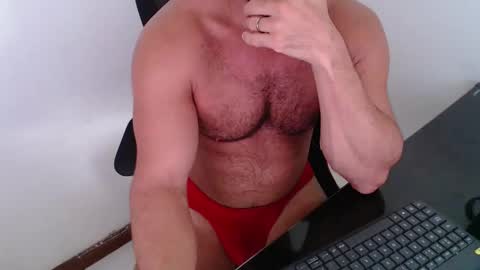Snapshot of beard_top_guy chatting on 25, 4, 2026 Beard Guy online show from 25, 4, 2026