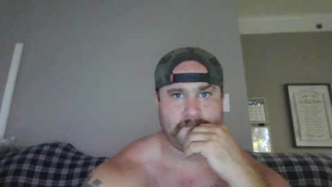 Snapshot of bearded4urpleasure chatting on 7, 7, 2026 bearded4urpleasure online show from 7, 7, 2026