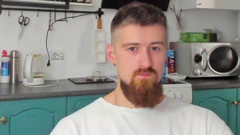 Snapshot of bearded_legend chatting on 7, 7, 2026 Zeus online show from 7, 7, 2026