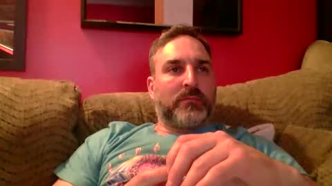 Snapshot of beardedambition chatting on 26, 5, 2026 beardedambition online show from 26, 5, 2026