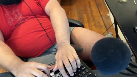 Snapshot of beardudeguy chatting on 10, 1, 2025 beardudeguy online show from 10, 1, 2025