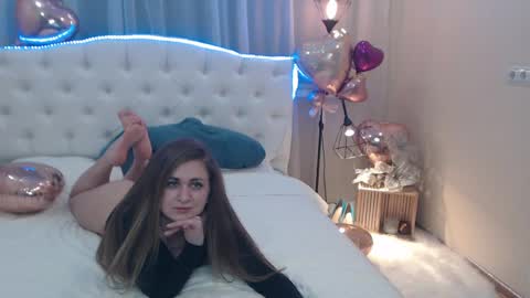 beataangel online show from 19, 2, 2025