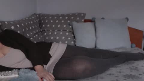 beatrice26 online show from 6, 12, 2024