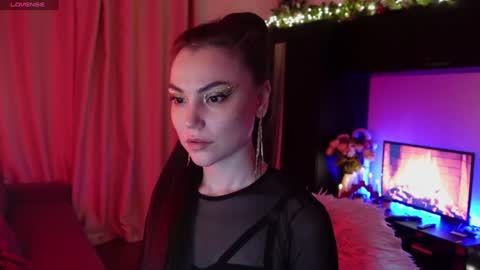 Bzzz Bea online show from 1, 1, 2025