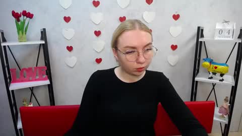 BeatriceFlyy online show from 4, 12, 2024