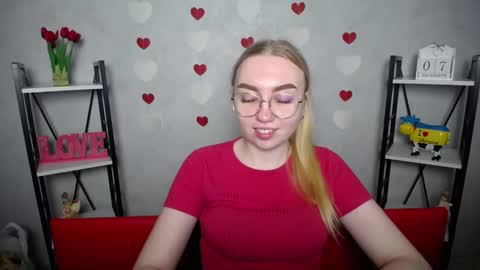 BeatriceFlyy online show from 7, 12, 2024