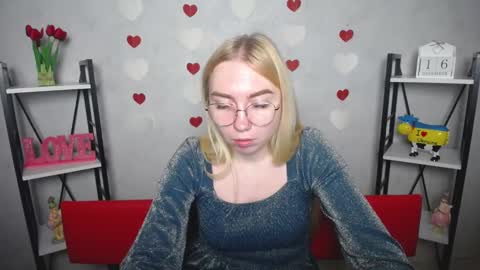 BeatriceFlyy online show from 16, 12, 2024