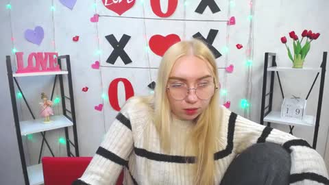 BeatriceFlyy online show from 19, 2, 2025