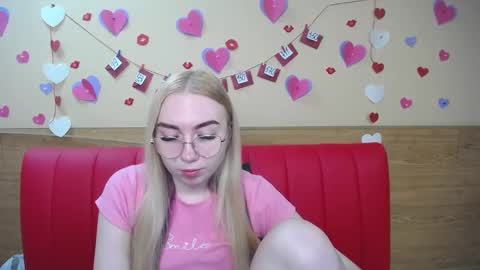 BeatriceFlyy online show from 28, 2, 2025