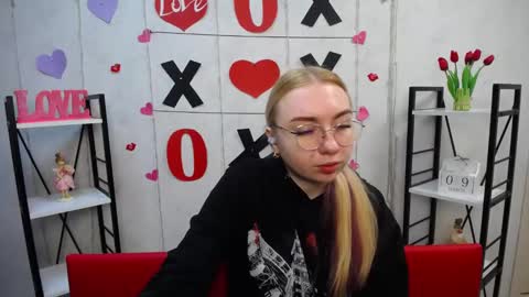 BeatriceFlyy online show from 10, 3, 2025