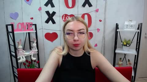 BeatriceFlyy online show from 26, 9, 2025