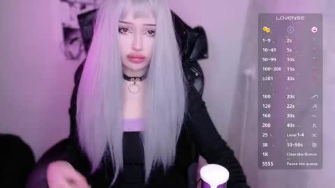Snapshot of beaty_lilith chatting on 12, 10, 2025 beaty_lilith online show from 12, 10, 2025