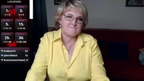 Snapshot of beautiful_lina7 chatting on 27, 9, 2025 your Lana online show from 27, 9, 2025