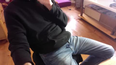 Snapshot of beautifulworld33 chatting on 16, 10, 2025 beautifulworld33 online show from 16, 10, 2025