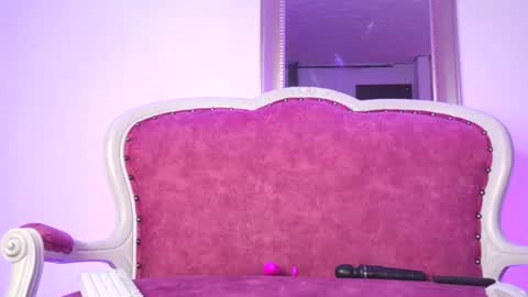 Snapshot of beauty_doll01 chatting on 27, 6, 2026 Leydi online show from 27, 6, 2026