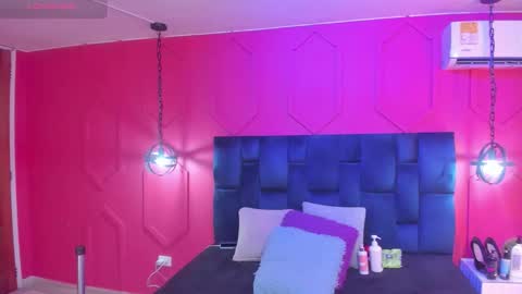 Chantall online show from 16, 12, 2025