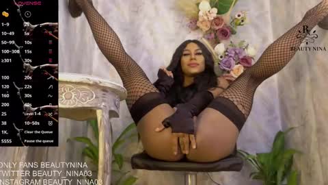 Snapshot of beauty_nina chatting on 17, 9, 2025 beauty_nina online show from 17, 9, 2025