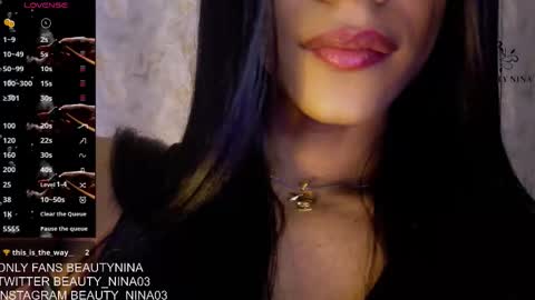 Snapshot of beauty_nina chatting on 15, 10, 2025 beauty_nina online show from 15, 10, 2025