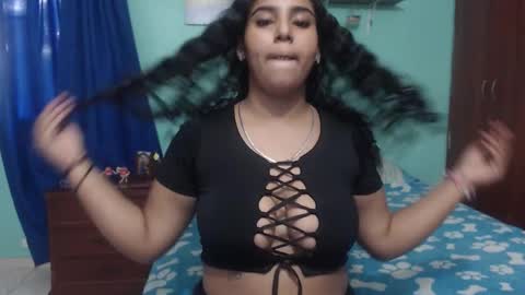 Snapshot of beautyblackpie chatting on 1, 12, 2025 Cutie Black Pie online show from 1, 12, 2025