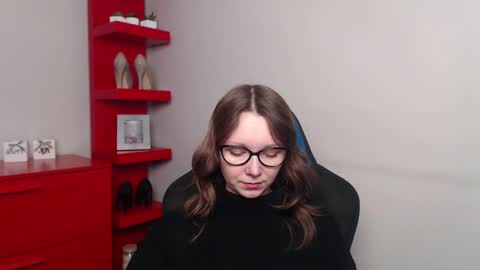 Zoe online show from 18, 2, 2025