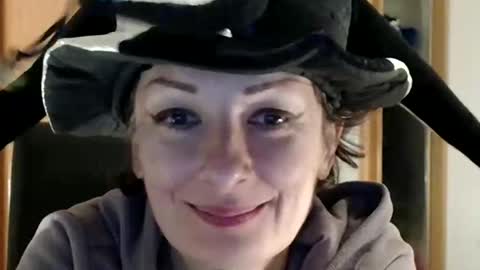 Raluca online show from 1, 11, 2025