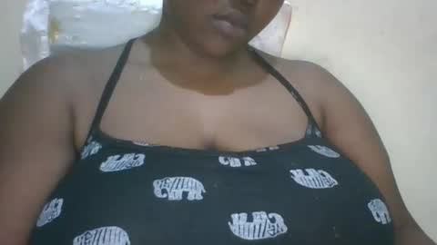 Snapshot of bebswee21 chatting on 5, 5, 2026 bebswee21 online show from 5, 5, 2026