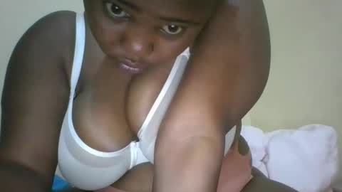 Snapshot of bebswee21 chatting on 14, 5, 2026 bebswee21 online show from 14, 5, 2026