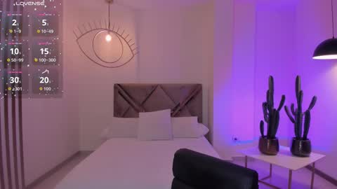 Am Becca online show from 14, 11, 2025