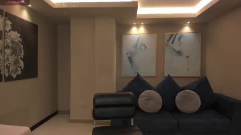 Am Becca online show from 24, 11, 2025