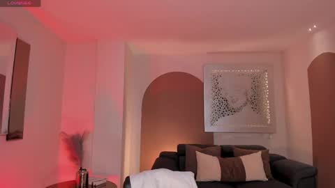 Am Becca online show from 10, 4, 2026