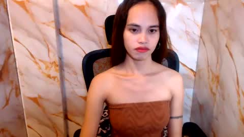 Snapshot of beccamiller22 chatting on 25, 6, 2026 becca online show from 25, 6, 2026