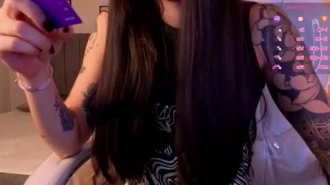 Marzhie online show from 9, 10, 2025