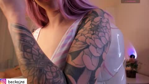 Marzhie online show from 10, 10, 2025