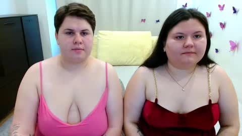 BeckyAndEllen online show from 21, 9, 2025