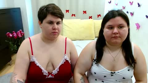 BeckyAndEllen online show from 13, 10, 2025