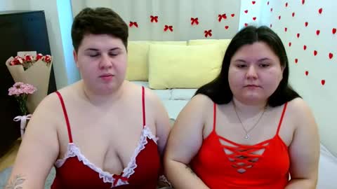 BeckyAndEllen online show from 28, 10, 2025