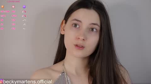 BeckyMartens come join me on    while im offline here  online show from 19, 4, 2026