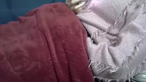 beebaby_xx online show from 15, 12, 2025