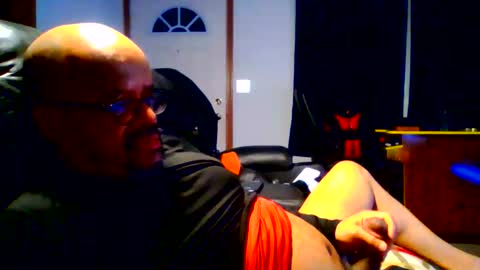 BEEF69DOG online show from 19, 4, 2026