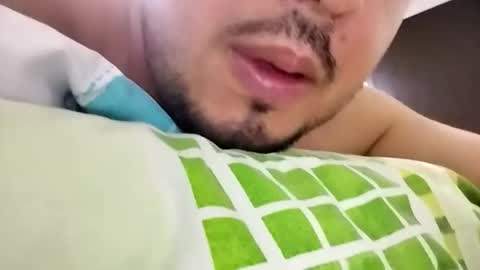 Criss2fer online show from 8, 4, 2026