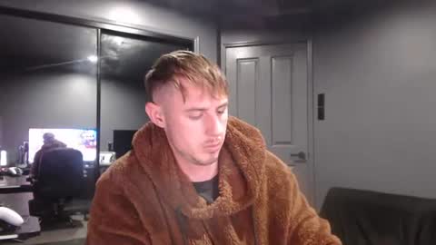 beelzebubxo online show from 15, 6, 2026