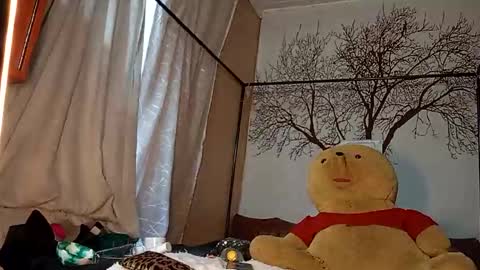 beencee2 online show from 23, 11, 2025