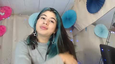 modelo independiente online show from 9, 12, 2024