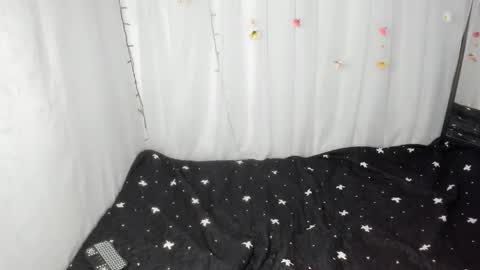 modelo independiente online show from 26, 3, 2026