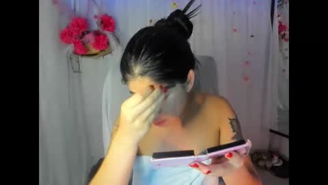 Snapshot of belinda_luna_ chatting on 17, 4, 2026 modelo independiente online show from 17, 4, 2026