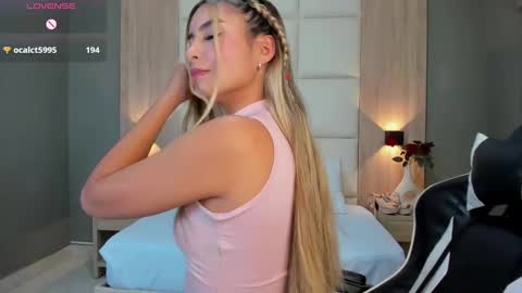 Bella cam online show from 12, 3, 2025