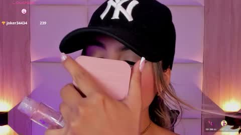 Bella cam online show from 29, 10, 2025