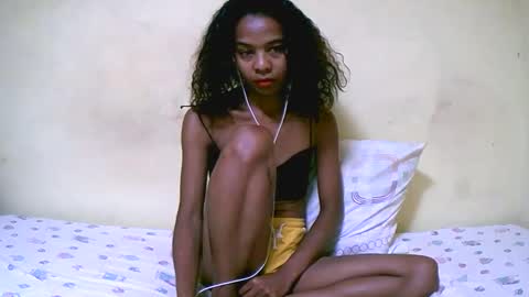 bella193999 online show from 9, 12, 2024