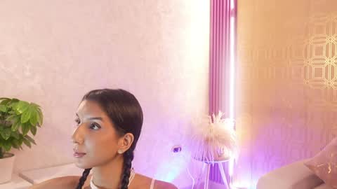 bella19   online show from 26, 5, 2026
